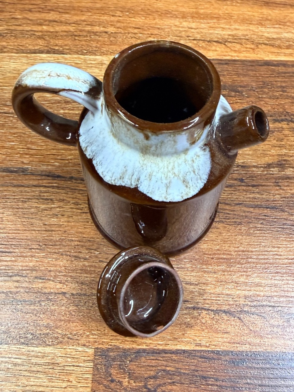 Brown Pottery Pitcher and Bucket w/Lid - Picture 5 of 14